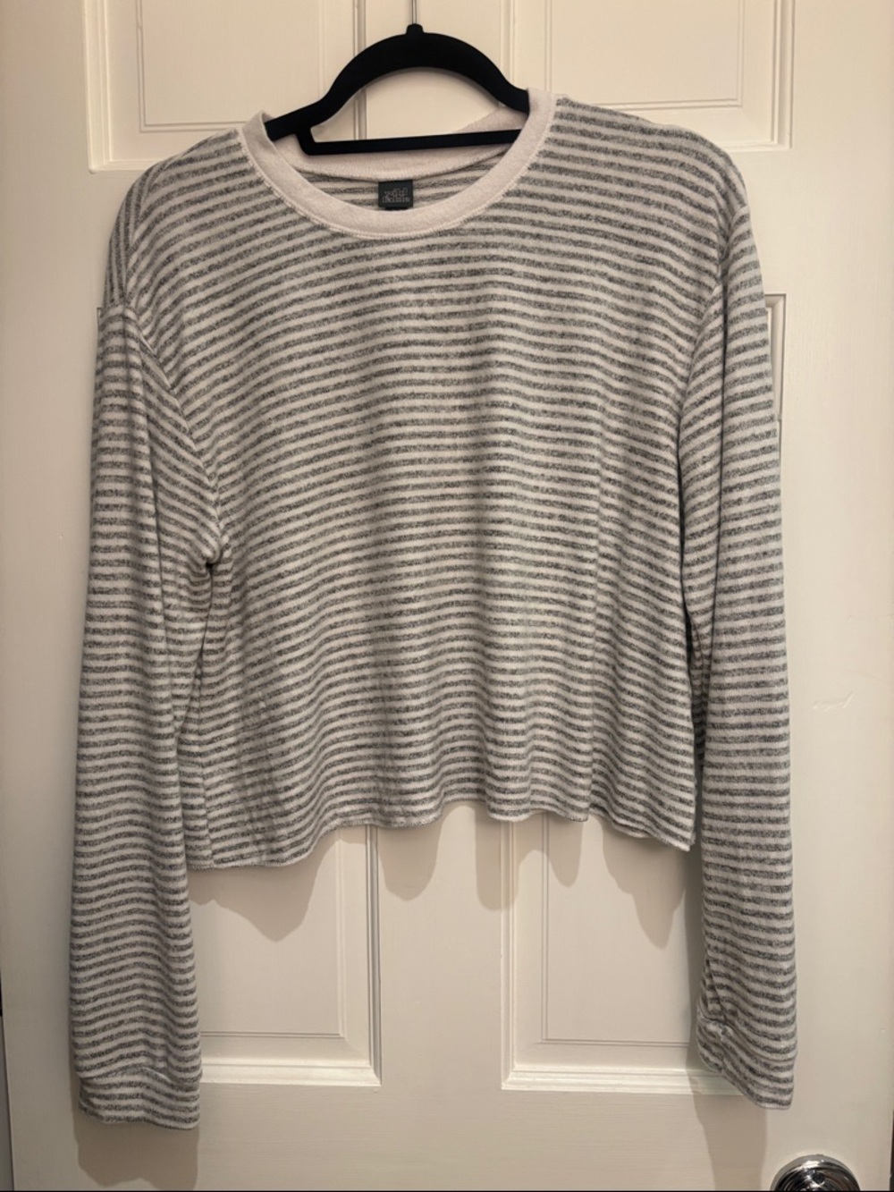 wild fable Gray & White Striped Long Sleeve Top